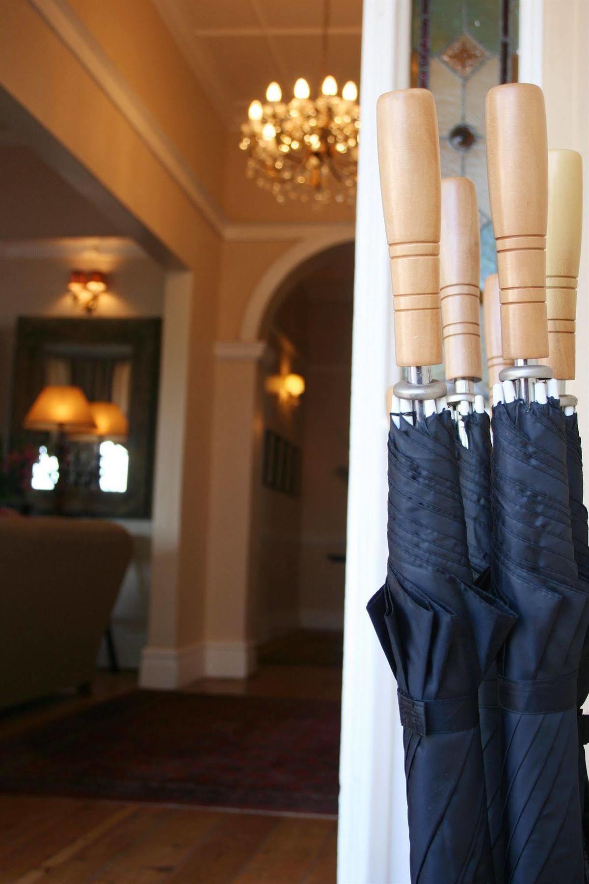 Goble Palms Guest Lodge & Urban Retreat Durban Bagian luar foto